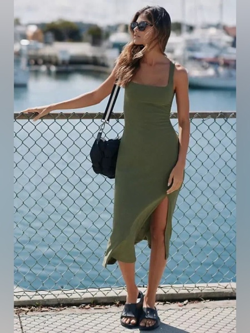 Beyond Yoga Featherweight Getaway Dress | Moss Green | XS